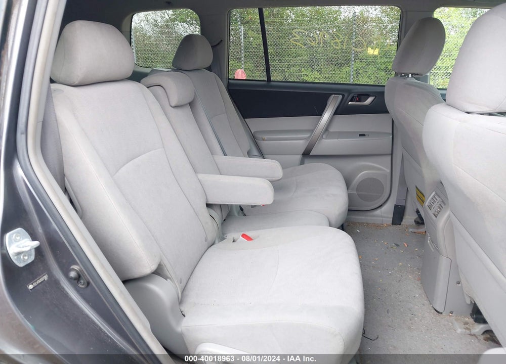 2008 TOYOTA HIGHLANDER SPORT VIN: JTEES43A282070803