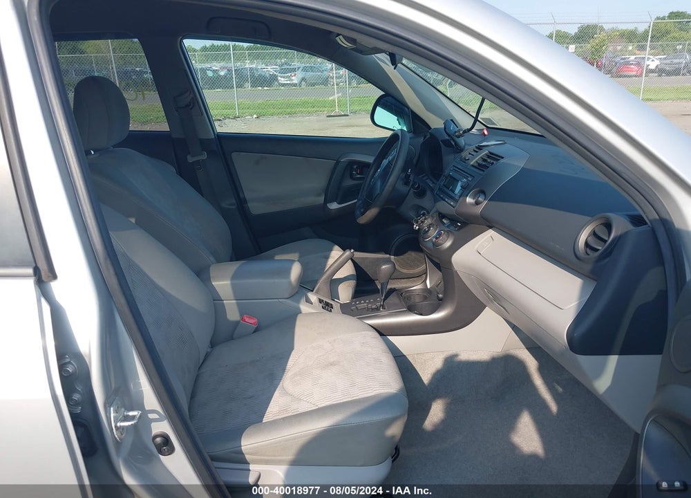 2012 TOYOTA RAV4 VIN: 2T3JF4DV5CW218130