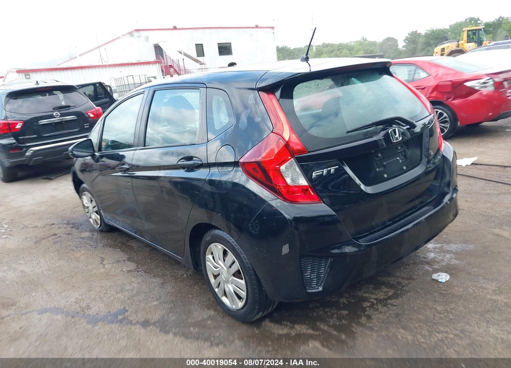 2015 HONDA FIT LX VIN: 3HGGK5H55FM712288