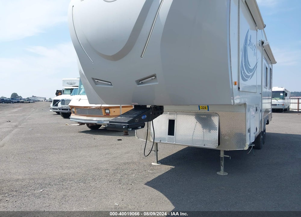 2019 NORTHWOOD ARCTIC FOX VIN: 4N15L2724K0149970