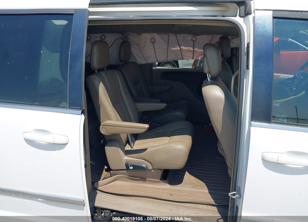 2012 CHRYSLER TOWN & COUNTRY VIN: 2C4RC1BG0CR200319