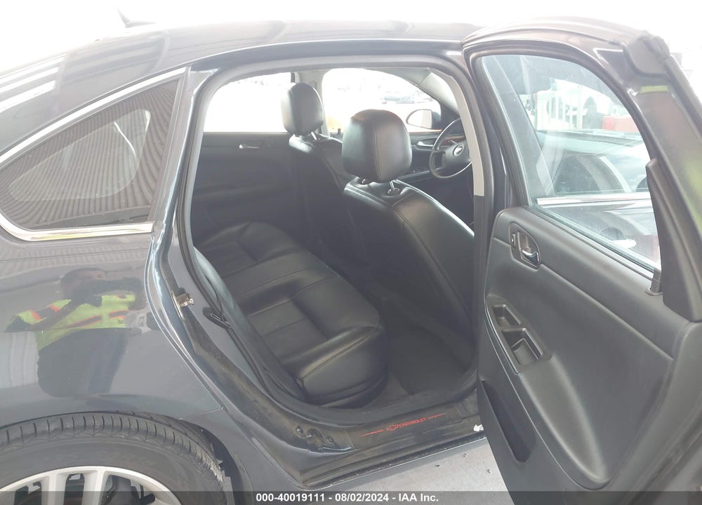 2008 CHEVROLET IMPALA LTZ VIN: 2G1WU583581345592