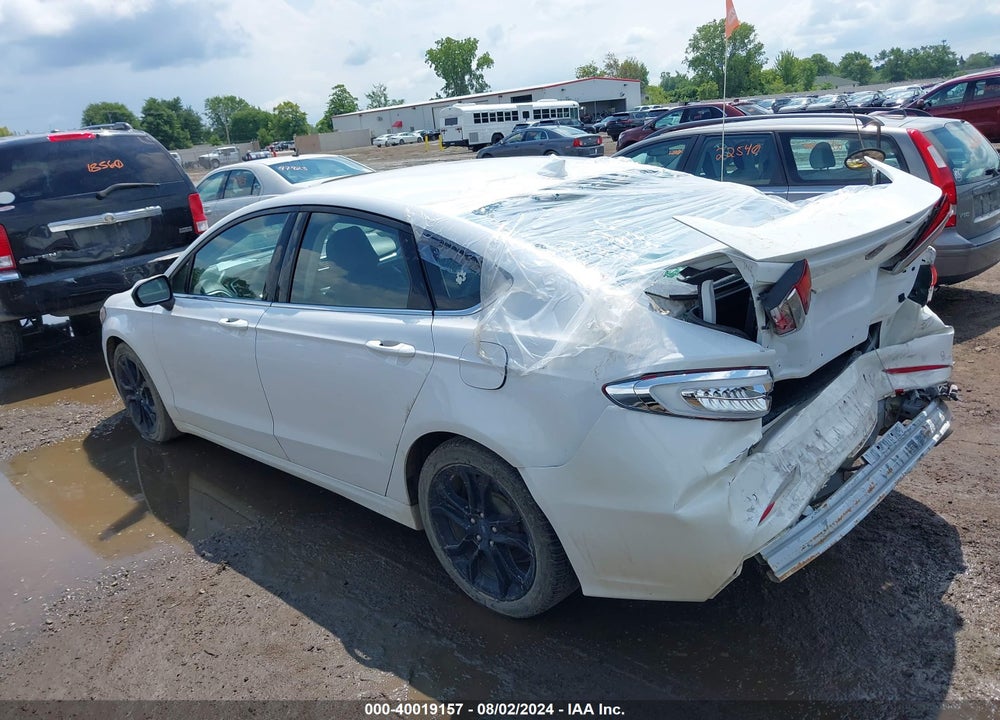 2020 FORD FUSION SE VIN: 3FA6P0HD0LR220049