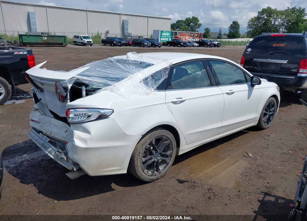 2020 FORD FUSION SE VIN: 3FA6P0HD0LR220049