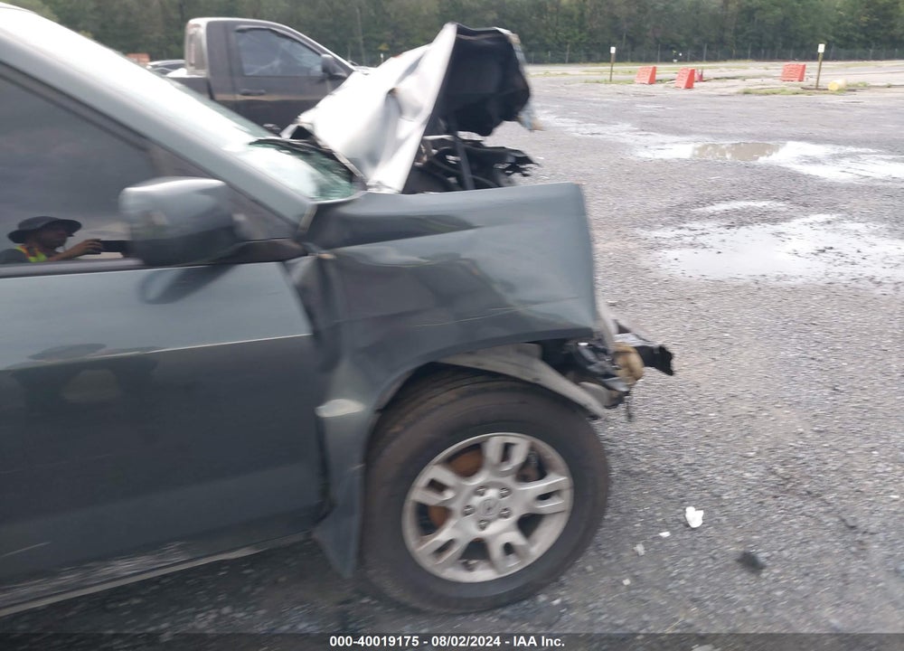 2005 ACURA MDX VIN: 2HNYD18835H545940
