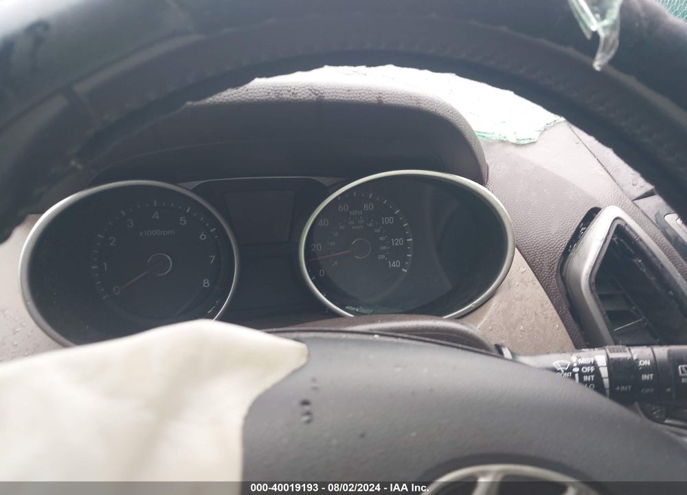 2014 HYUNDAI TUCSON SE VIN: KM8JUCAG8EU798328