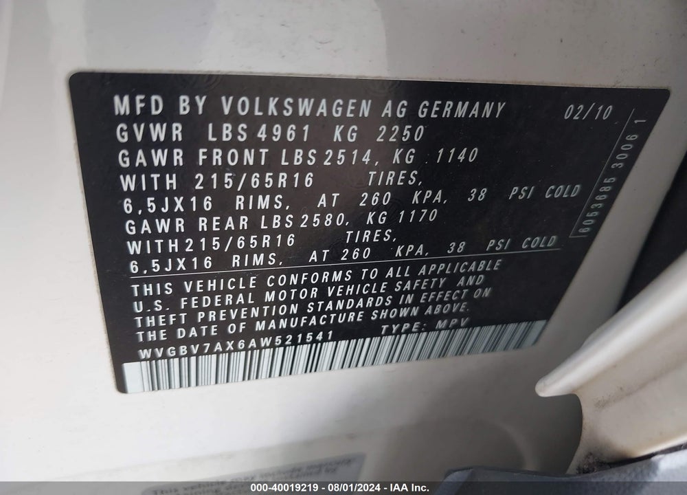 2010 VOLKSWAGEN TIGUAN S VIN: WVGBV7AX6AW521541