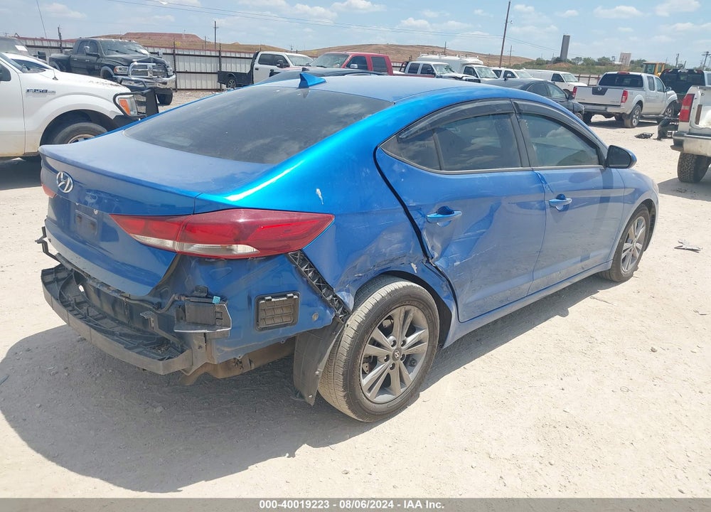2018 HYUNDAI ELANTRA SEL VIN: 5NPD84LF1JH367074
