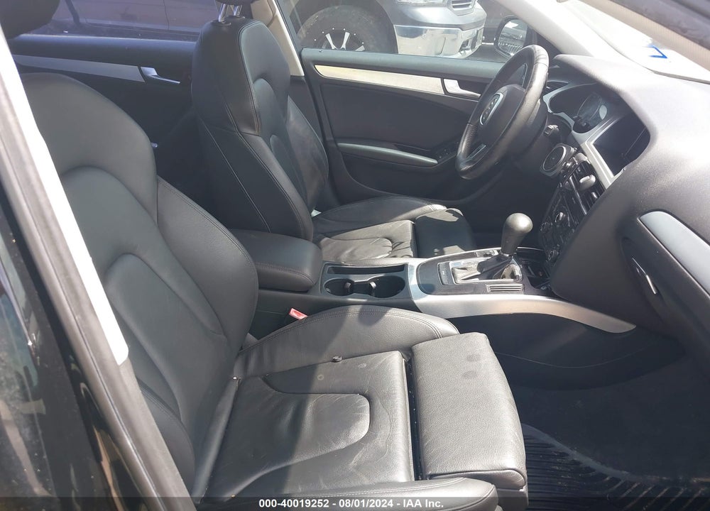 2010 AUDI A4 2.0T PREMIUM VIN: WAUEFAFL0AN003512