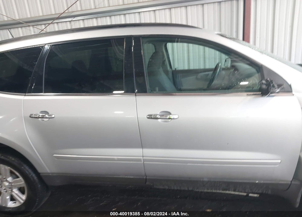 2011 CHEVROLET TRAVERSE 2LT VIN: 1GNKVJED6BJ384740