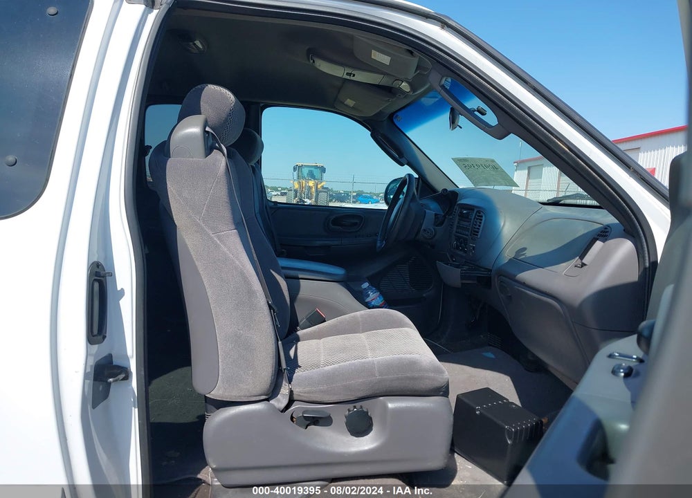 2002 FORD F-150 LARIAT/XL/XLT VIN: 1FTRX18L52NB37626