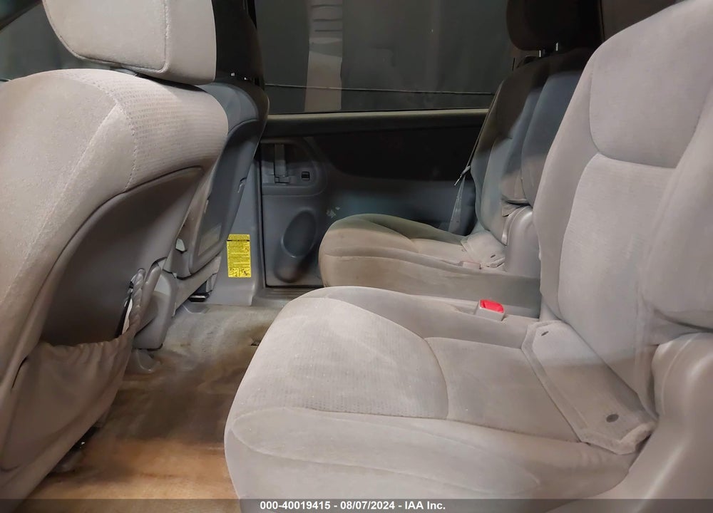 2005 TOYOTA SIENNA CE/LE VIN: 5TDZA23C75S284110
