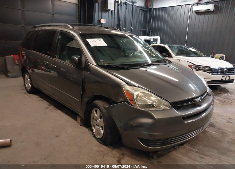 2005 TOYOTA SIENNA CE/LE VIN: 5TDZA23C75S284110