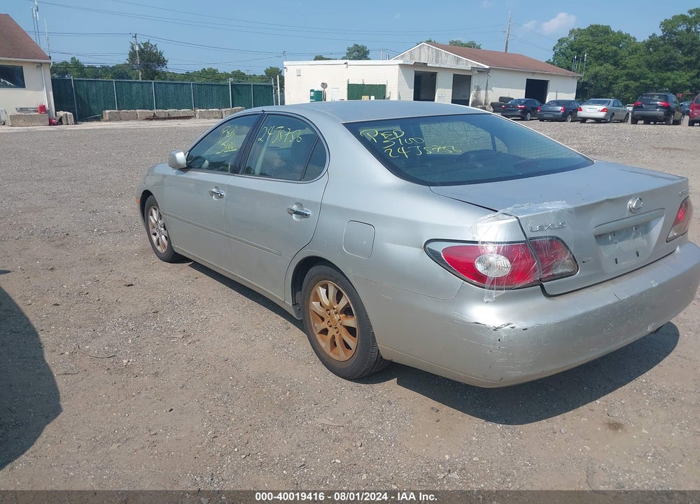 2002 LEXUS ES 300 VIN: JTHBF30G420025393