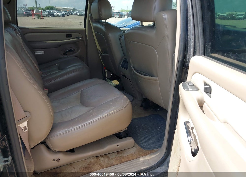 2005 GMC YUKON XL 1500 DENALI VIN: 1GKFK66U65J221318