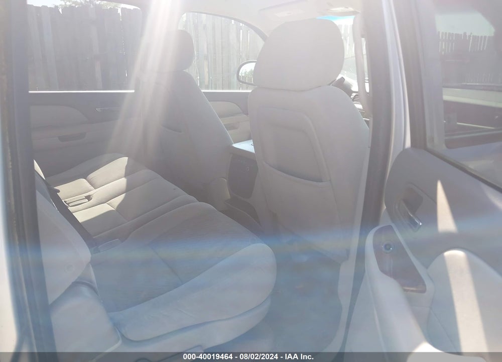 2010 GMC YUKON XL 1500 SLT VIN: 1GKUKKE31AR160917
