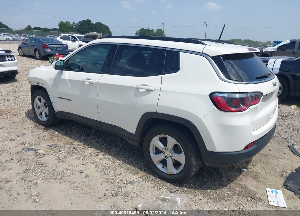 2018 JEEP COMPASS LATITUDE FWD VIN: 3C4NJCBB2JT463880