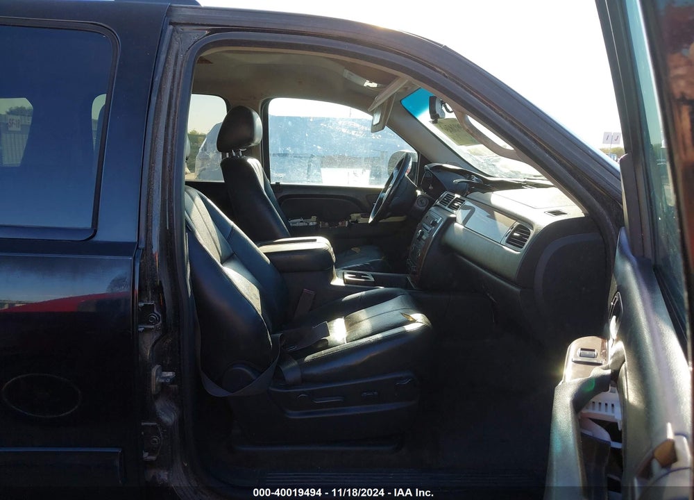 2013 CHEVROLET SUBURBAN 1500 LT VIN: 1GNSCJE00DR242066