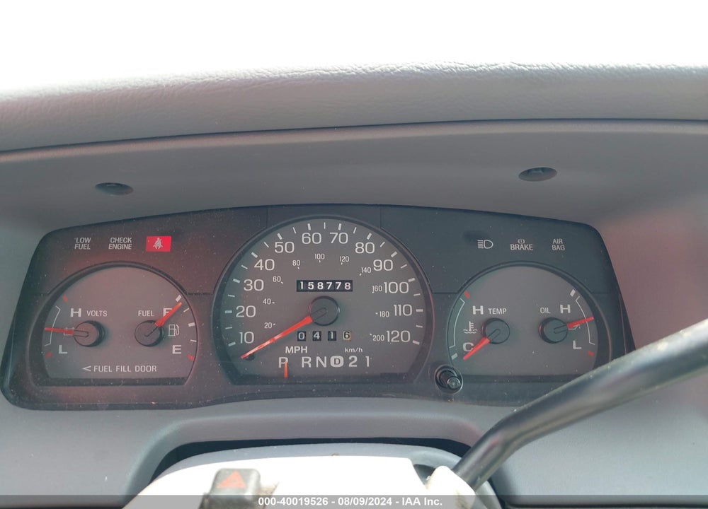 2002 MERCURY GRAND MARQUIS LS VIN: 2MEFM75W52X662471