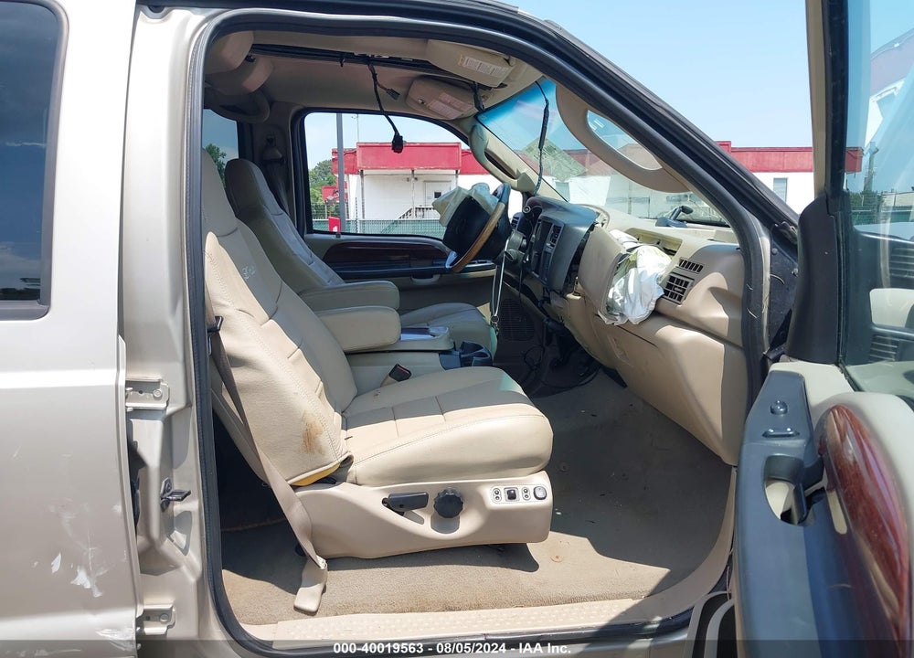 2005 FORD EXCURSION LIMITED VIN: 1FMNU43S25ED42473
