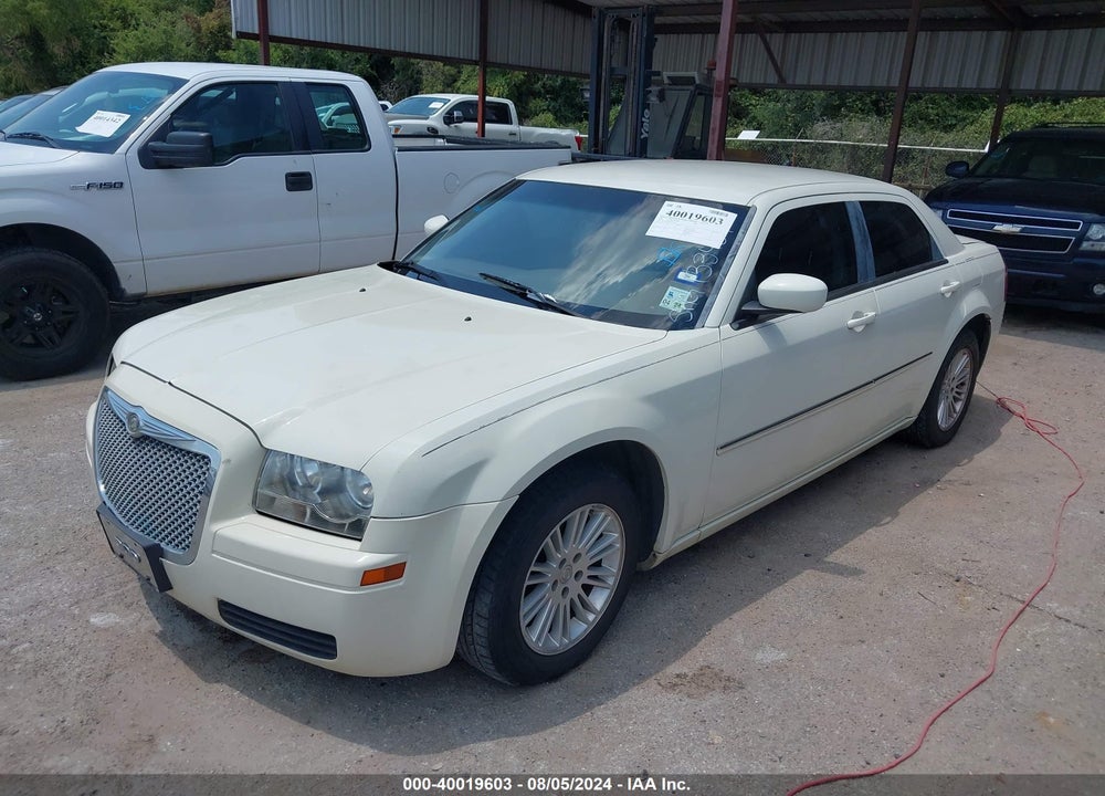 2008 CHRYSLER 300 LX VIN: 2C3LA43R38H133424