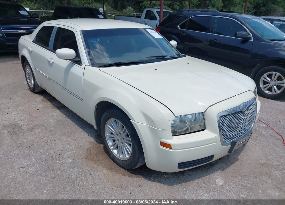 2008 CHRYSLER 300 LX VIN: 2C3LA43R38H133424