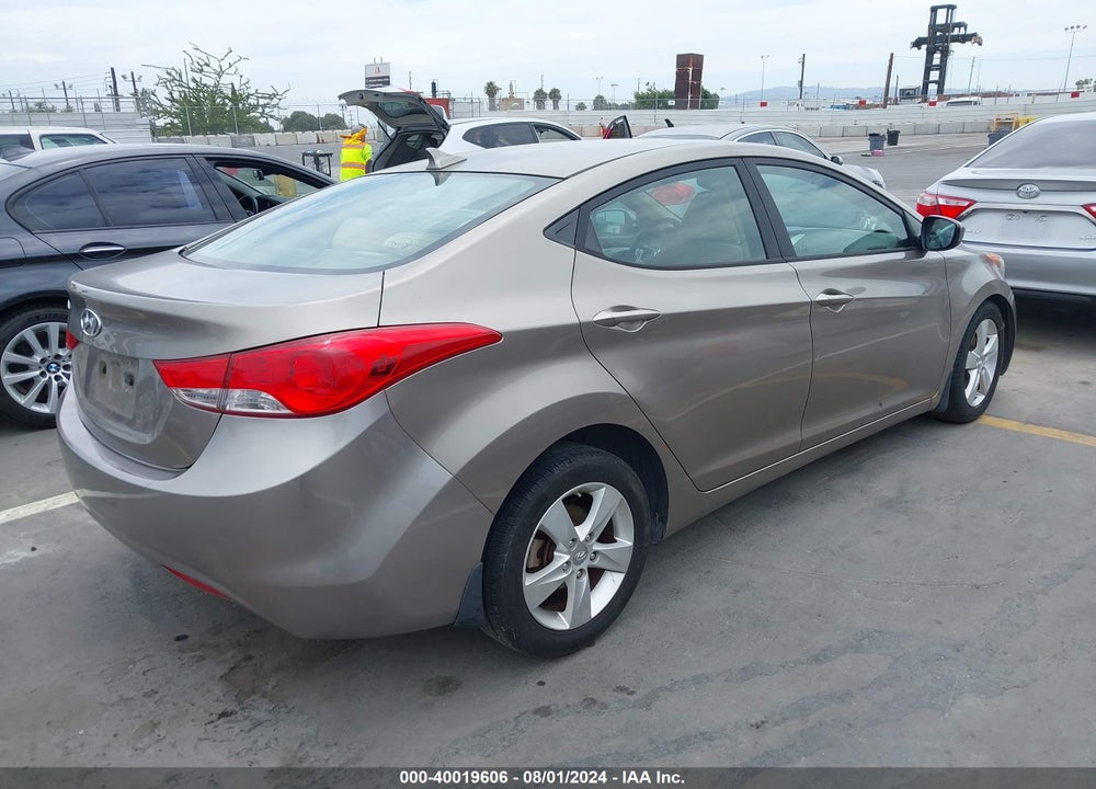 2013 HYUNDAI ELANTRA GLS VIN: 5NPDH4AE4DH286861