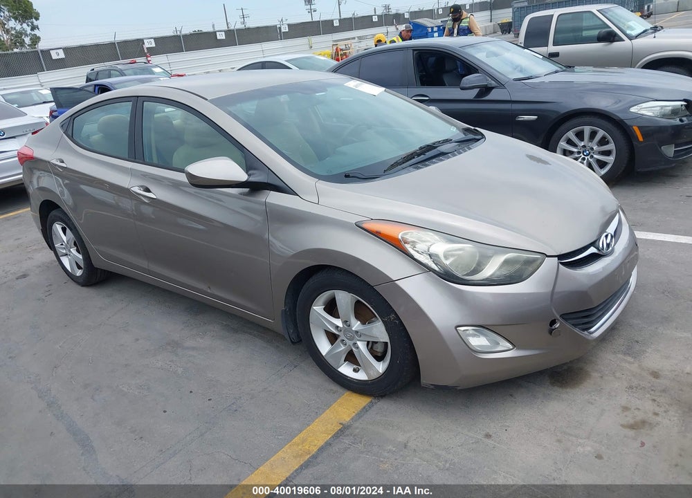 2013 HYUNDAI ELANTRA GLS VIN: 5NPDH4AE4DH286861