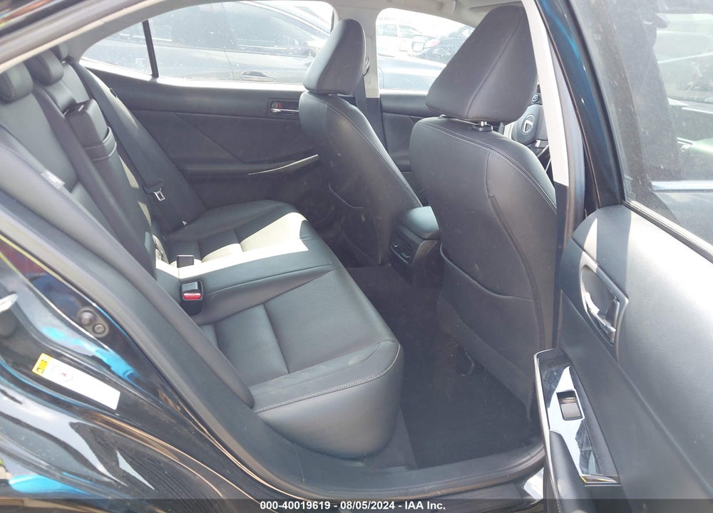 2016 LEXUS IS 200T VIN: JTHBA1D29G5012375