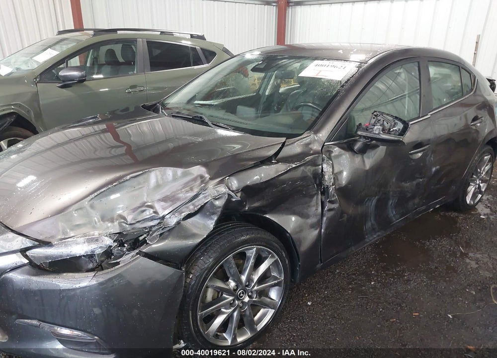 2018 MAZDA 3 TOURING VIN: 3MZBN1V30JM247792