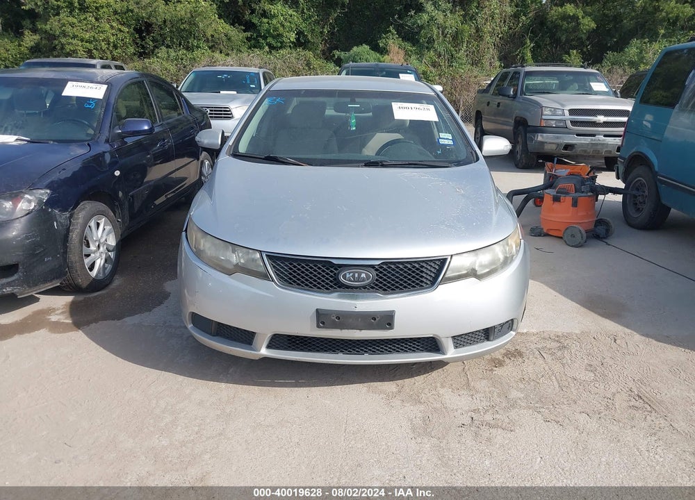 2010 KIA FORTE EX VIN: KNAFU4A25A5261650