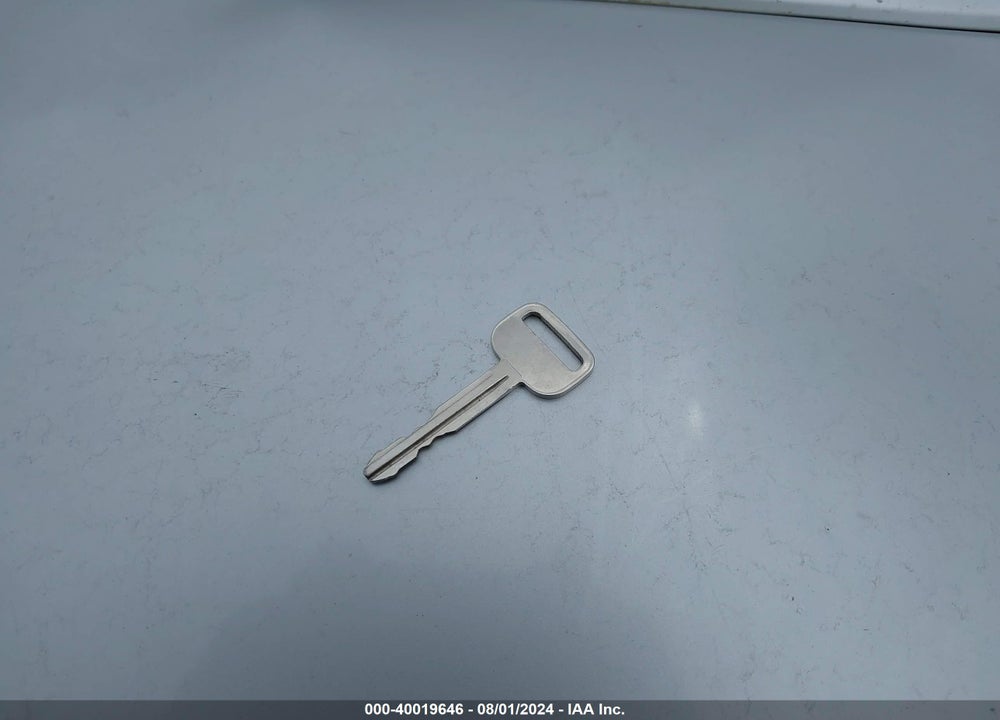 2000 TOYOTA CELICA GT VIN: JTDDR32T3Y0047664