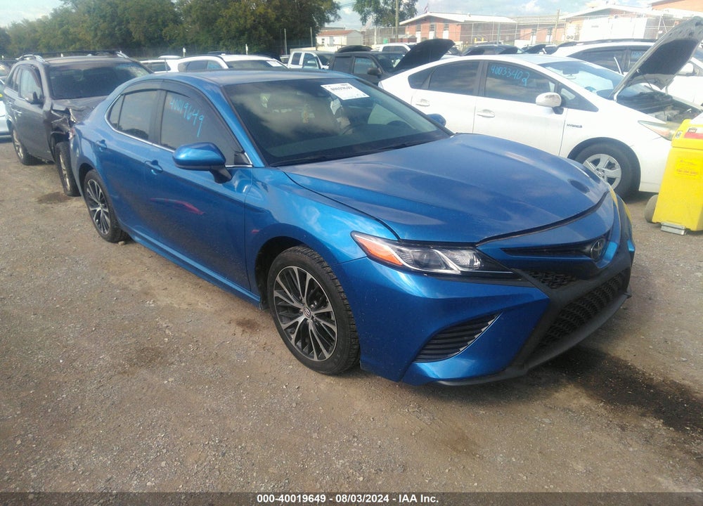 2018 TOYOTA CAMRY SE VIN: 4T1B11HK2JU141563