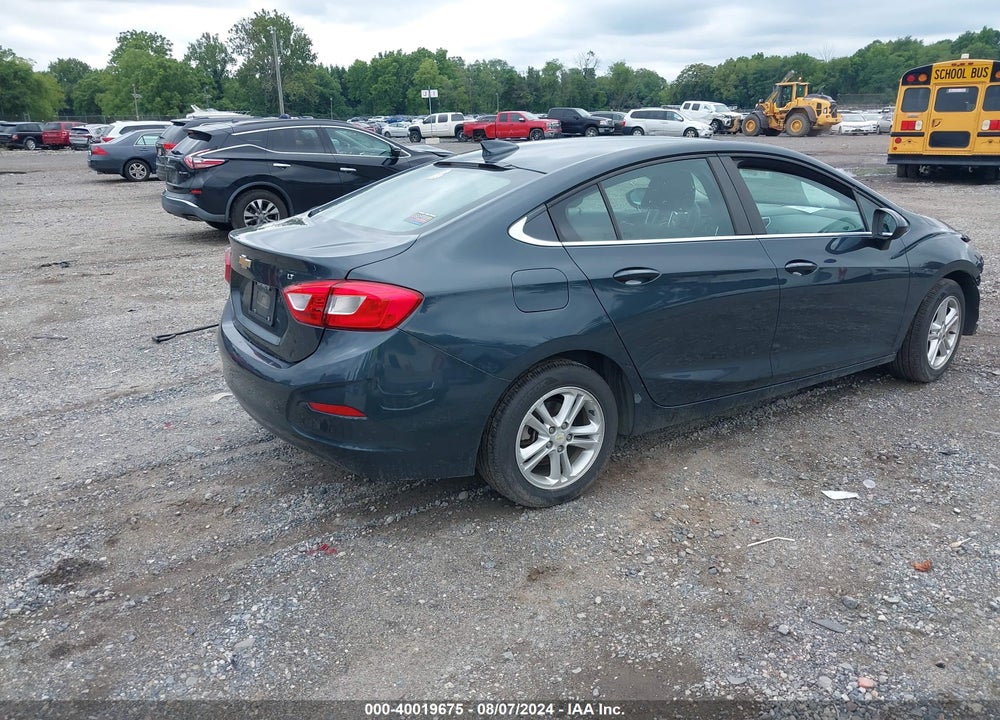 2018 CHEVROLET CRUZE LT AUTO VIN: 1G1BE5SM1J7106157