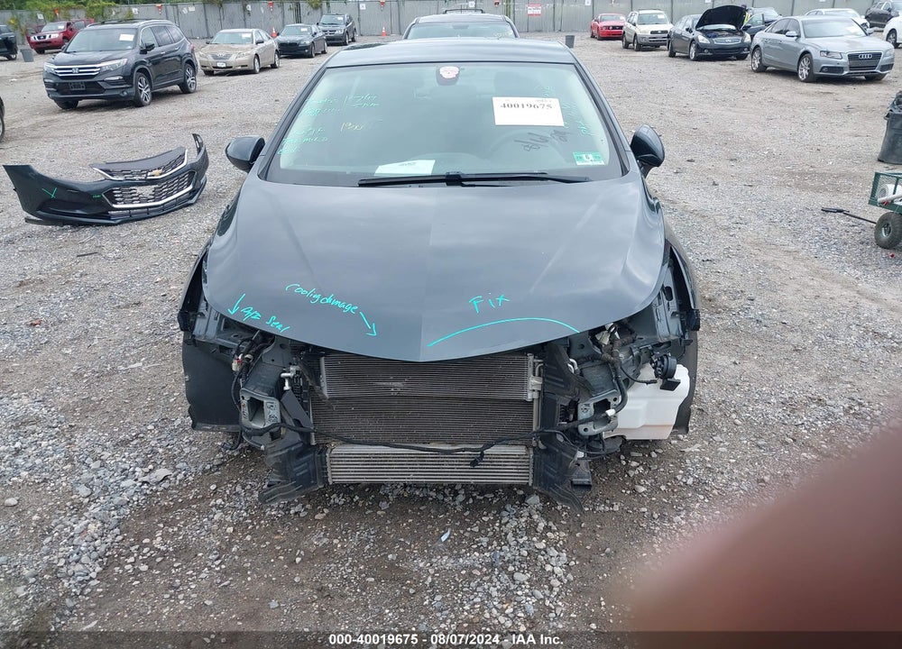 2018 CHEVROLET CRUZE LT AUTO VIN: 1G1BE5SM1J7106157
