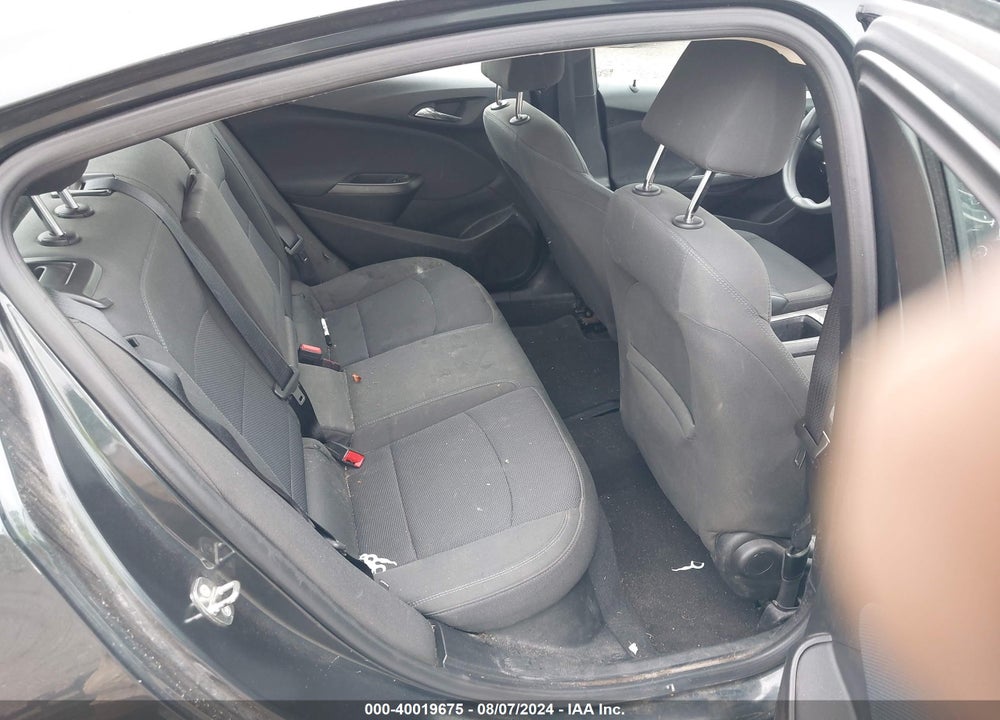 2018 CHEVROLET CRUZE LT AUTO VIN: 1G1BE5SM1J7106157