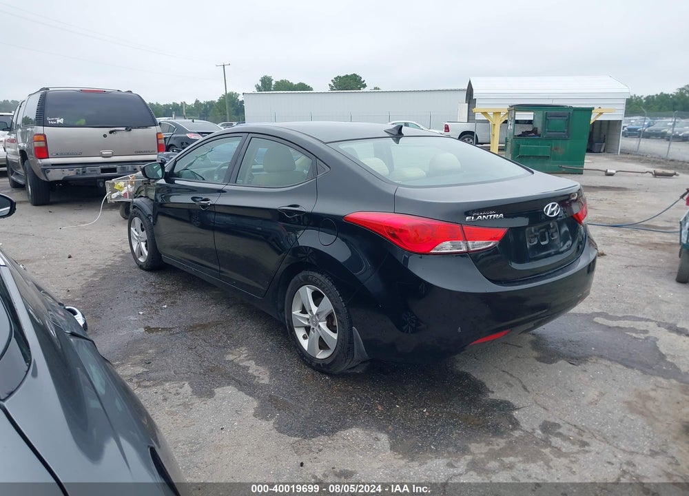 2013 HYUNDAI ELANTRA GLS VIN: 5NPDH4AE1DH234085