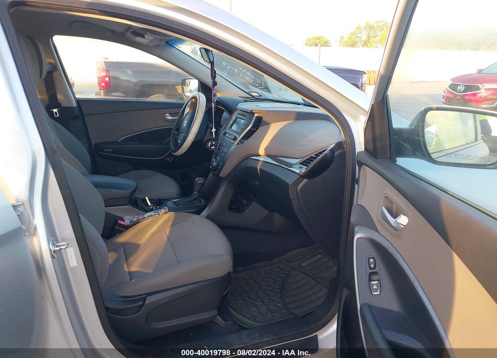 2017 HYUNDAI SANTA FE SPORT 2.4L VIN: 5XYZT3LB2HG457735