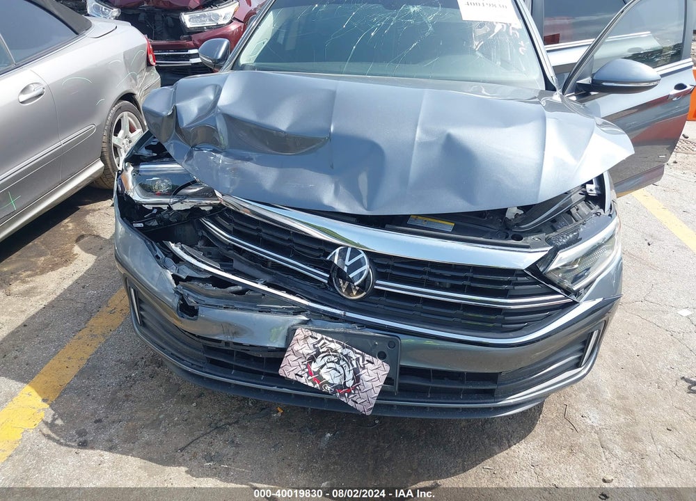 2024 VOLKSWAGEN JETTA 1.5T SEL VIN: 3VWGM7BU9RM015325