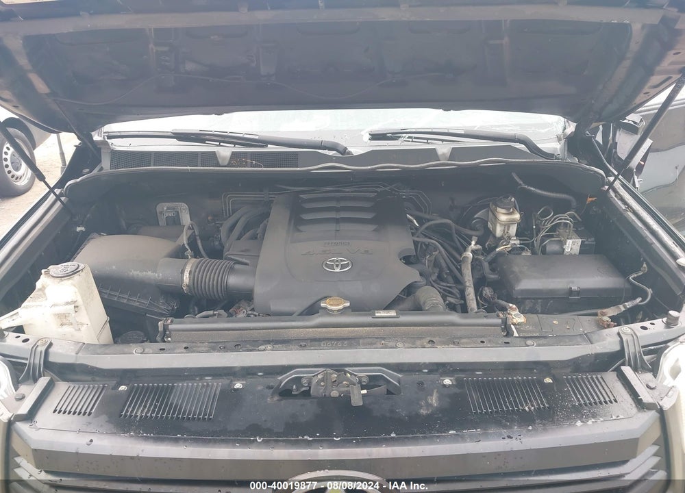 2017 TOYOTA TUNDRA SR 4.6L V8 VIN: 5TFUM5F10HX072998