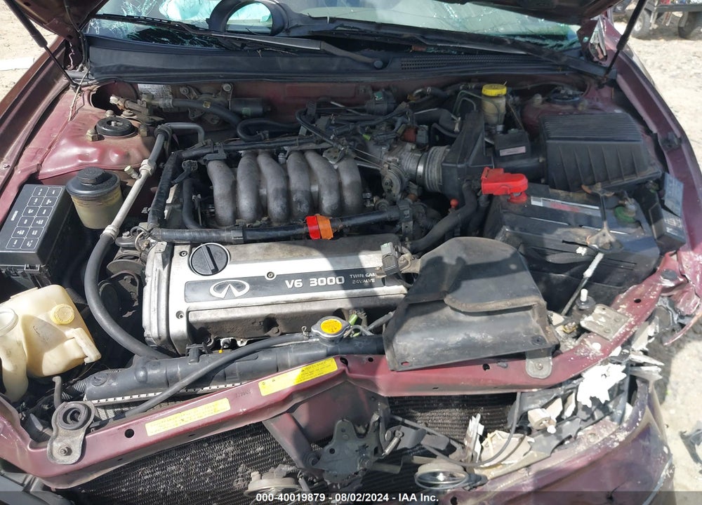 1999 INFINITI I30 VIN: JNKCA21A1XT757204