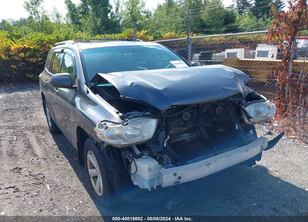 2010 TOYOTA HIGHLANDER BASE V6 VIN: 5TDBK3EH7AS031618