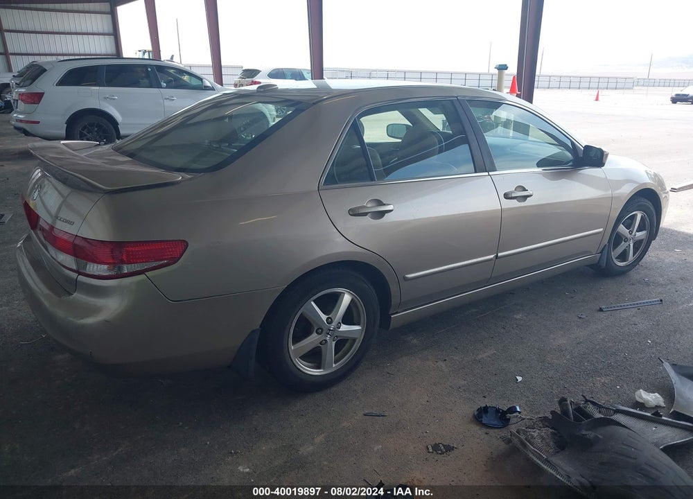 2004 HONDA ACCORD 2.4 EX VIN: JHMCM56894C011951
