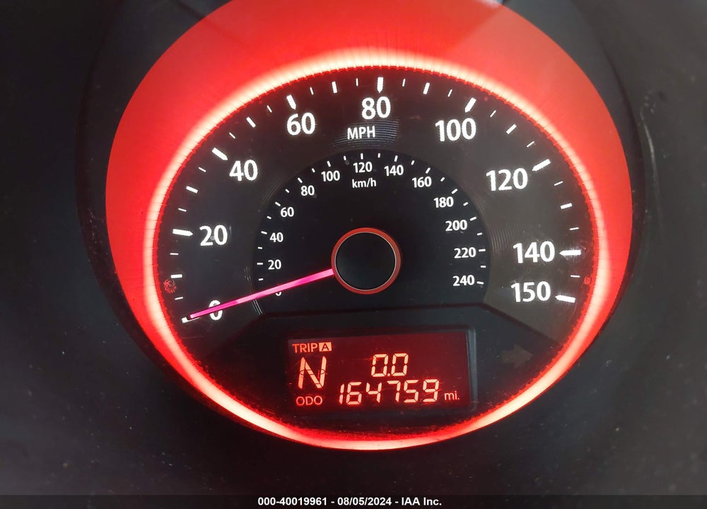 2011 KIA SORENTO SX V6 VIN: 5XYKWDA23BG110410
