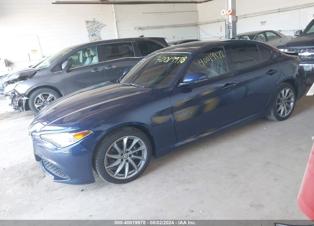 2017 ALFA ROMEO GIULIA AWD VIN: ZARFAEDN3H7556810