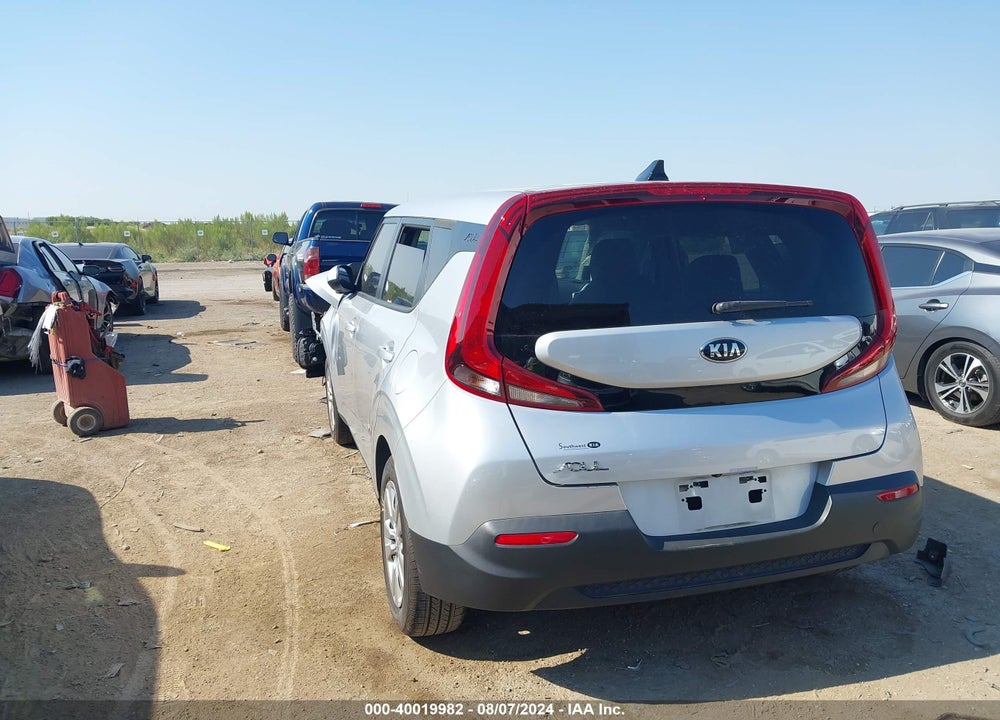 2020 KIA SOUL LX VIN: KNDJ23AU2L7716959