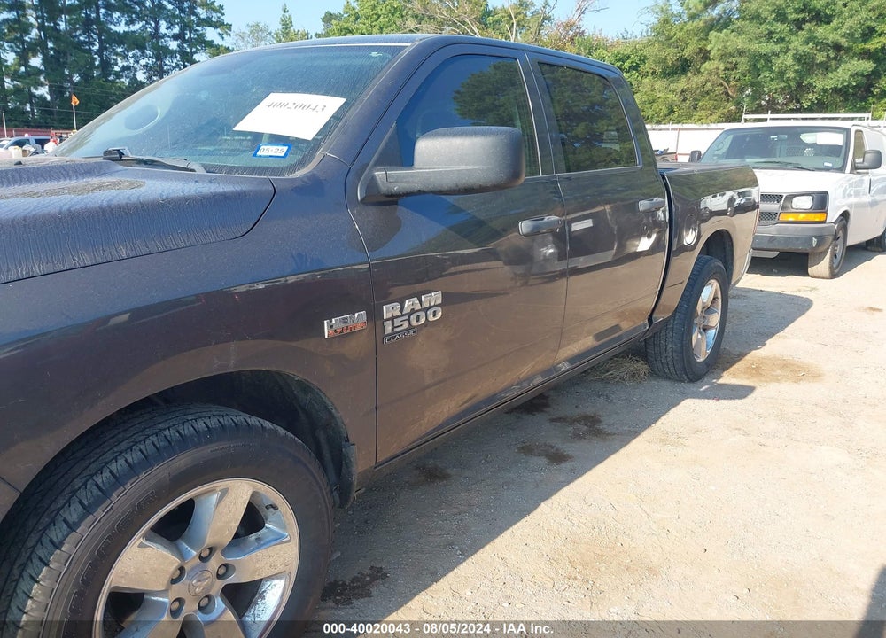 2019 RAM 1500 CLASSIC VIN: 1C6RR6KT8KS618057