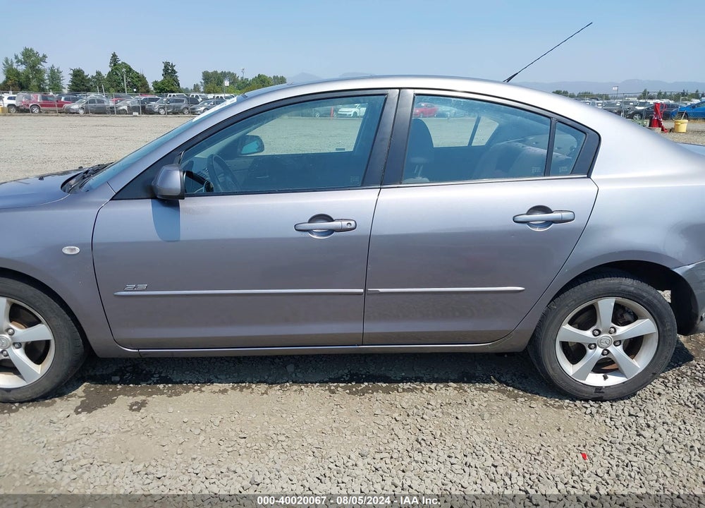 2004 MAZDA 3 S VIN: JM1BK123441203764