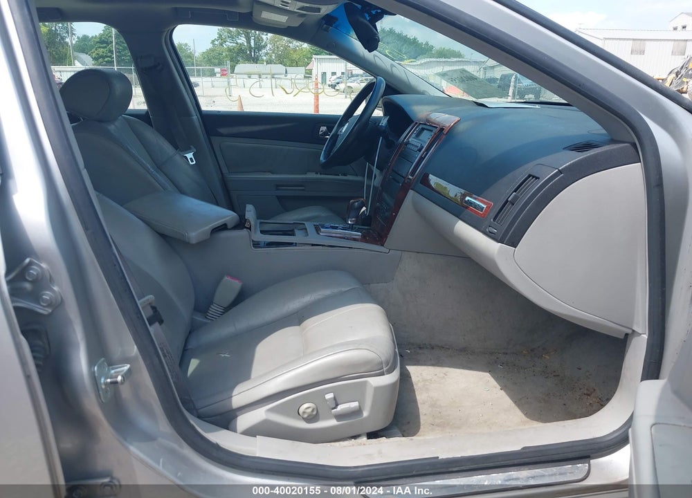 2006 CADILLAC STS V6 VIN: 1G6DW677960138234