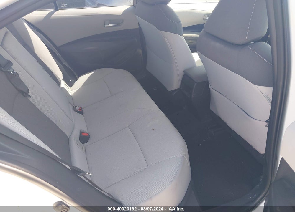 2020 TOYOTA COROLLA LE VIN: 5YFEPRAE2LP045631